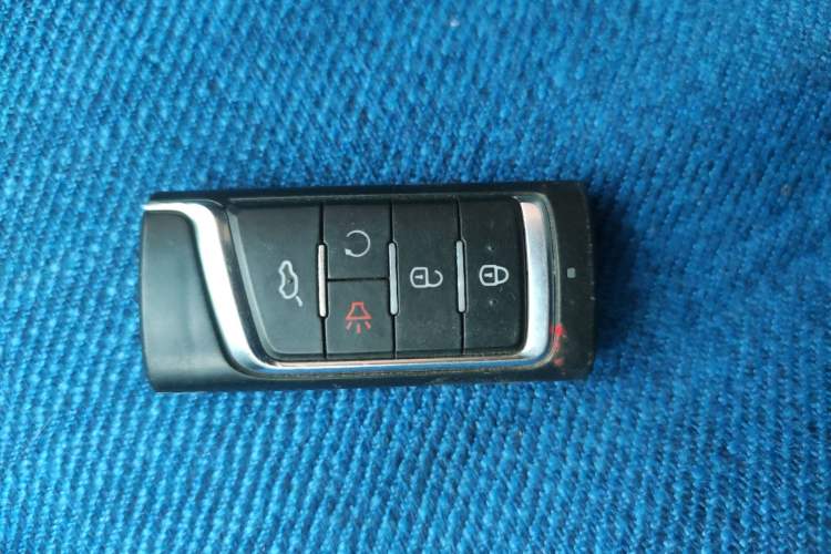 Used GAC Trumpchi GS7 2017 280T Two-Wheel Drive Luxury Model
