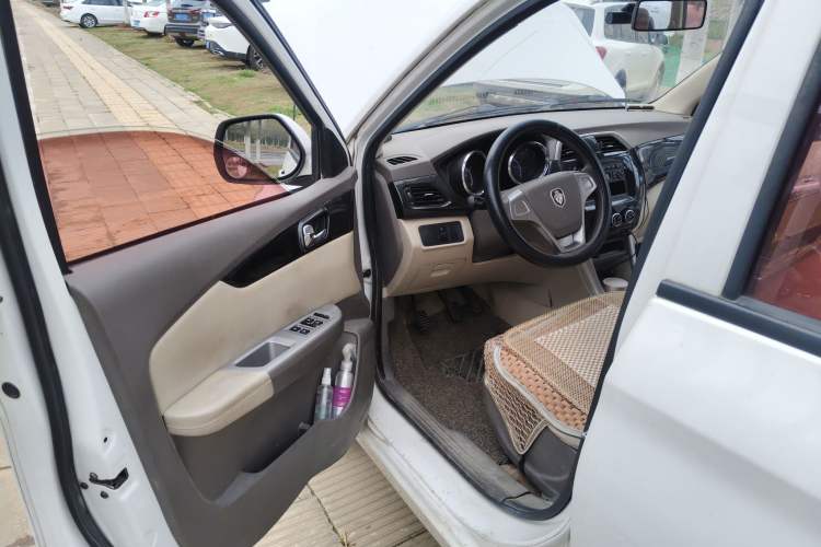 Used Foton Gatu ix5 2016 1.5L Zhiyue Model
