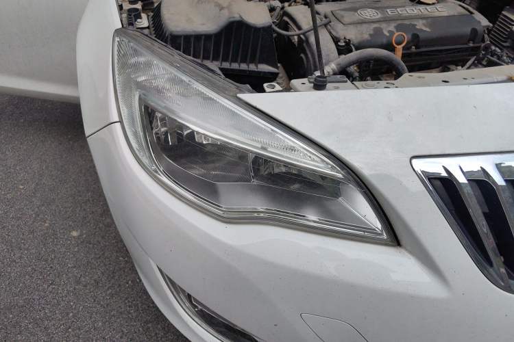 Used Buick GT 2013 XT 1.6L Automatic Fashion Edition