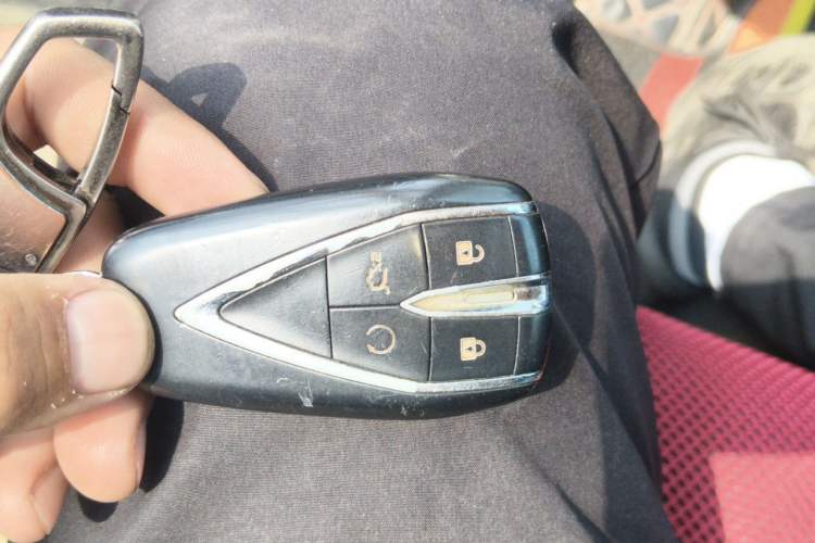 Used CHANGAN OSHAN X7 2020 1.5T Automatic Luxury Version