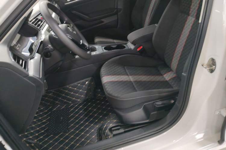 Used Volkswagen Lamando 2019 230TSI DSG Fashion Edition China VI