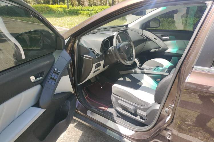 Used Luxgen U6 SUV 2014 1.8T Charm Version