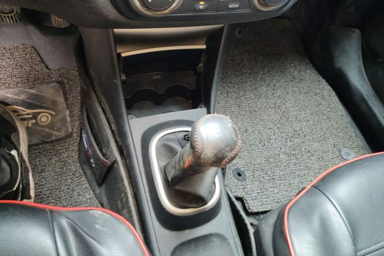 Used Nissan Sylphy 2012 Classic 1.6XE Manual Comfort Edition