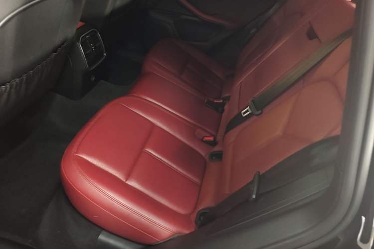 Used Porsche Macan 2018 Macan 2.0T
