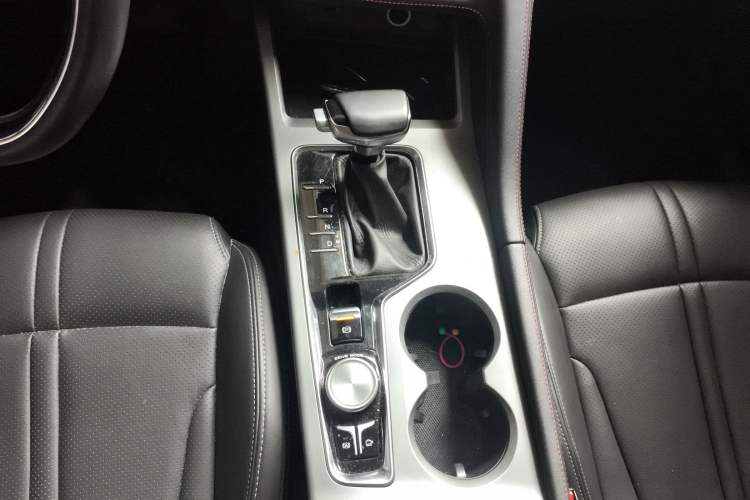 Used CHANGAN CS75 PLUS 2022 Classic Edition 1.5T Automatic Pioneer Model
