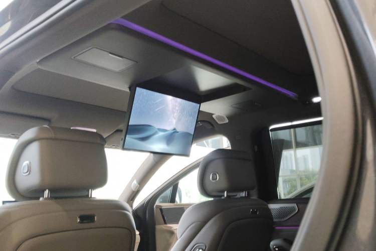 Used Denza N9 2025 Flagship Model Headliner