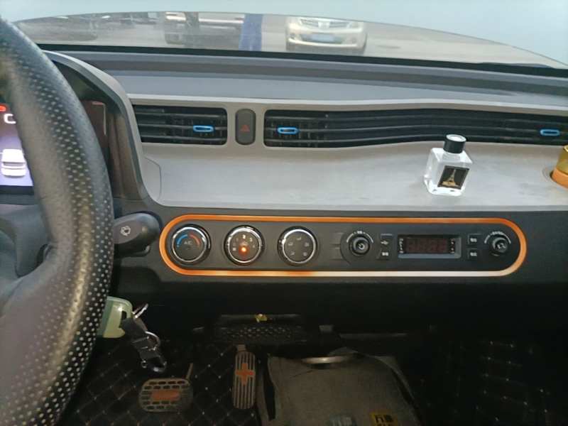 Used Wuling Hongguang MINIEV 2021 Macaron Premium Model – Lithium-NMC — 12
