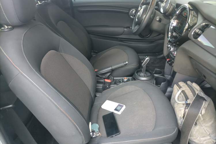 Used MINI 2022 1.5T ONE Right Front Seat