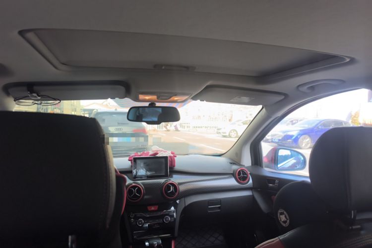 Used BAIC Senova X25 2015 1.5L Automatic Elite Model Headliner