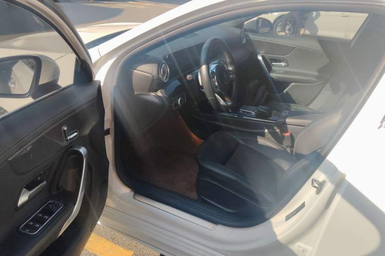 Used Mercedes-Benz A-Class 2022 Second Facelift A 200 L Sport Sedan Fashion Version