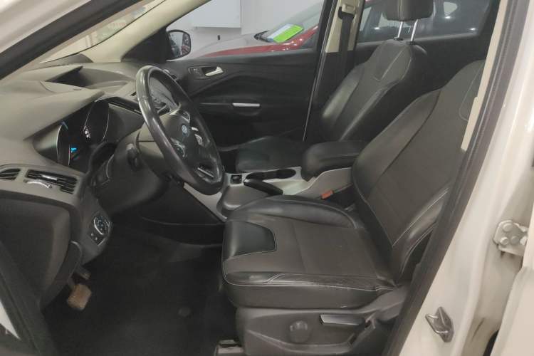 Used Ford Kuga 2013 1.6L GTDi Two-Wheel-Drive Trend Model
