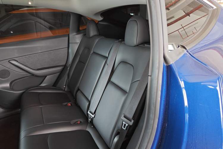 Used Tesla Model Y 2022 Rear-Wheel-Drive Version
