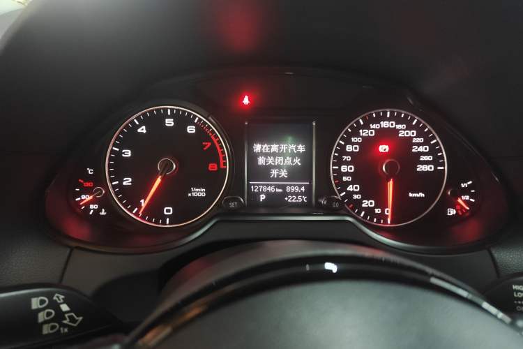 Used Audi Q5 2015 40 TFSI Technology Edition Instrument Cluster