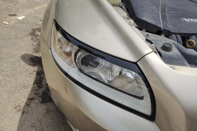 Used Volvo S40 2011 2.0L Automatic ZhiShang Edition
