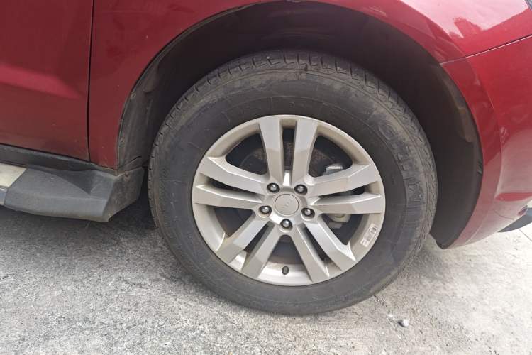 Used Geely Auto GX7 2014 2.0L Automatic Luxury Version