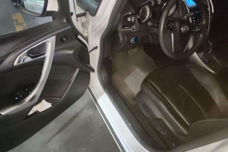 Used Buick GT 2013 GT 1.8L Automatic Fashion Edition