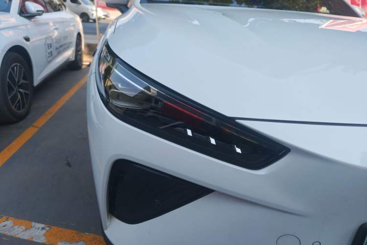 Used NETA L 2024 Extended-Range 310 Flash-Charge Red Edition