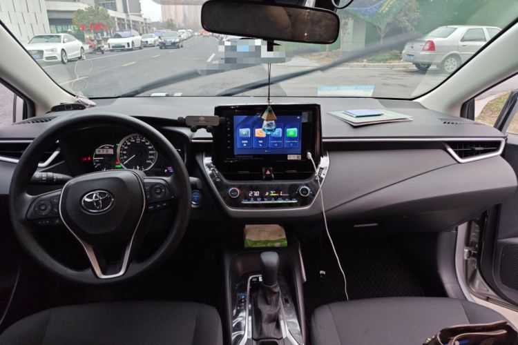 Used Toyota Corolla 2022 Dual-Motor 1.8L E-CVT Pioneer Edition
