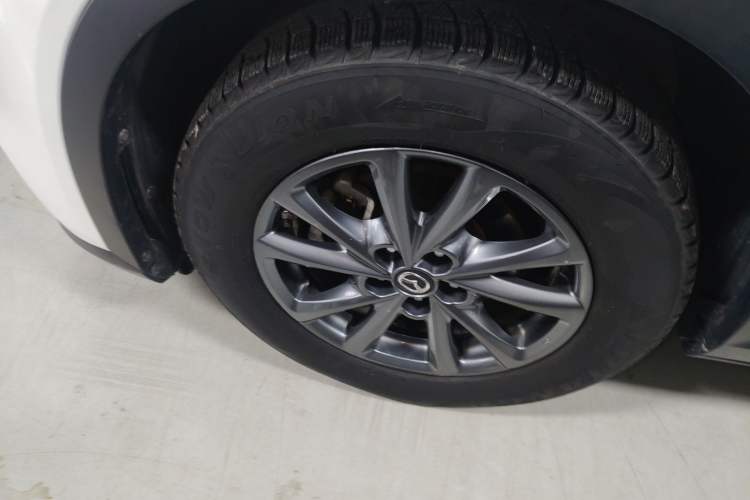 Used Mazda CX-4 2020 2.0L Automatic Two-Wheel Drive Blue Sky Dynamic Edition Left Front Wheel Hub