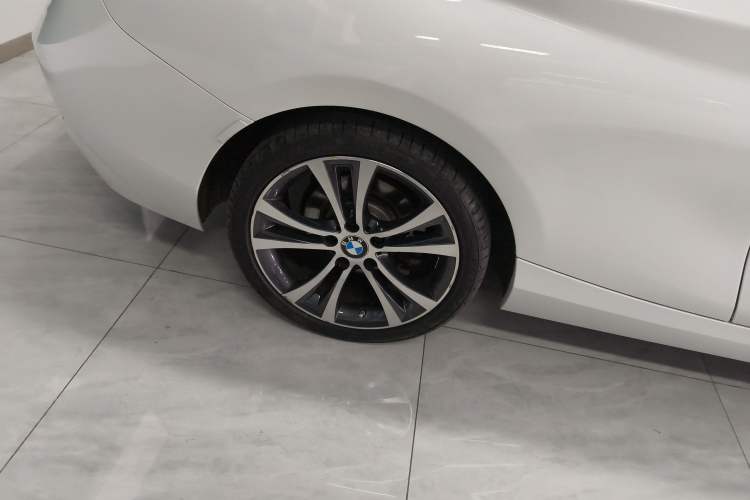 Used BMW 2 Series 2019 225i Convertible Coupe Sports Design Package
