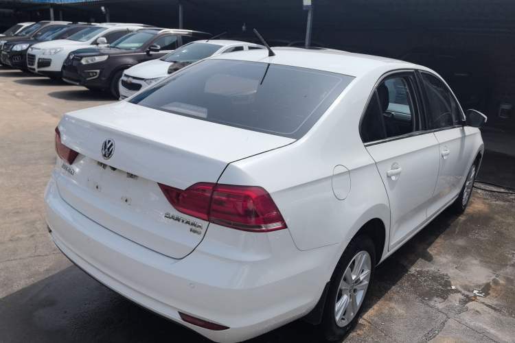 Used Volkswagen Santana 2016 1.6L Manual Comfort Edition Rear Right 45 Deg