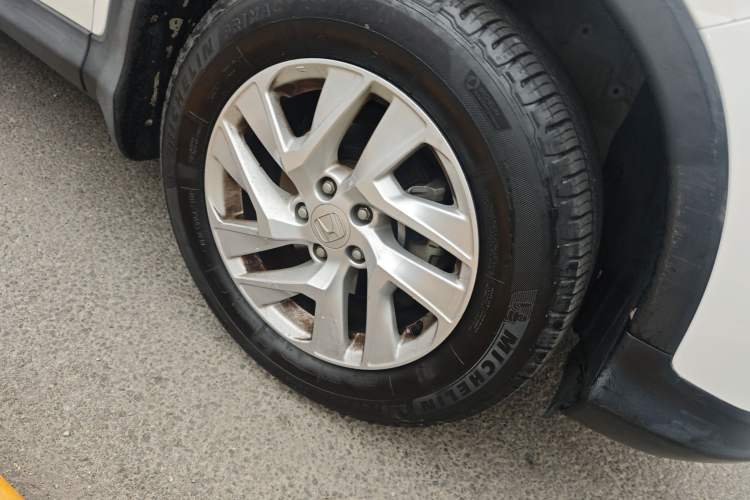 Used Honda CR-V 2015 2.4L two-wheel drive luxury version