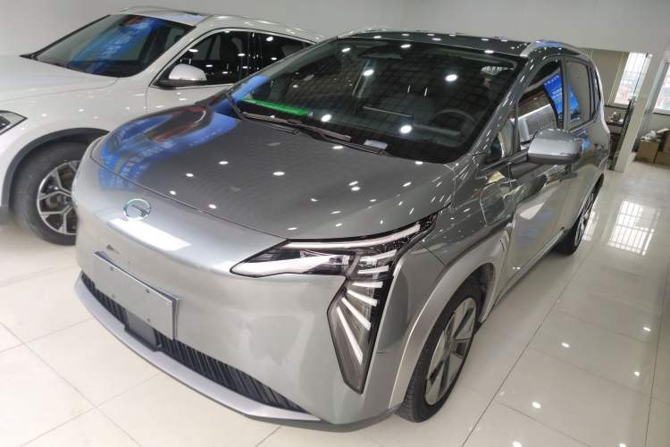 Used AION Y 2023 Younger