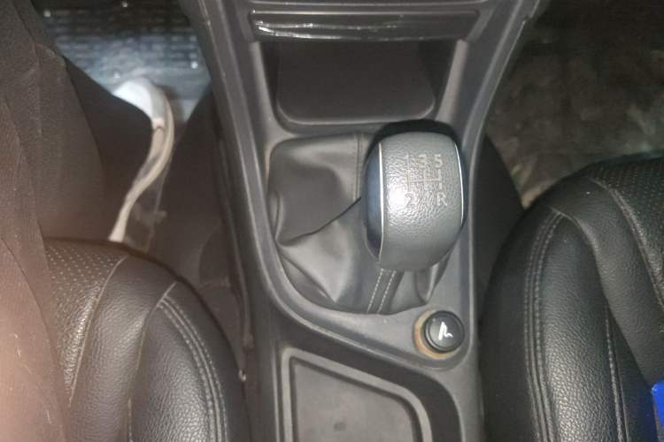 Used Peugeot 308 2014 Enjoy Edition Classic 1.6L Manual YouShang Model
