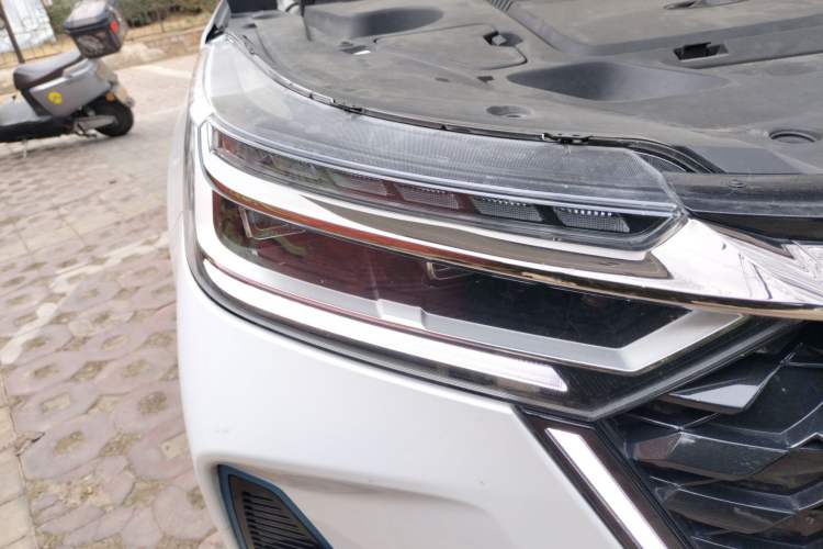 Used Chery Tiggo 8 PRO New Energy 2023 Champion Edition 1.5T 100km Glory Version
