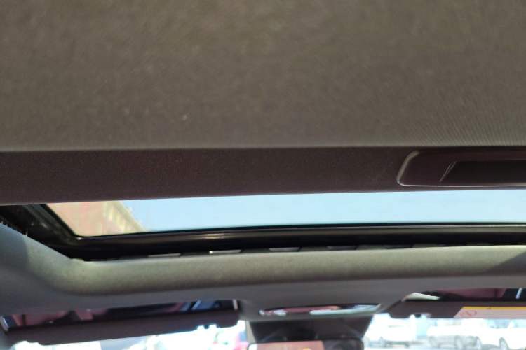 Used Geely Galaxy L6 2025 EM-i 140km Starship Edition
