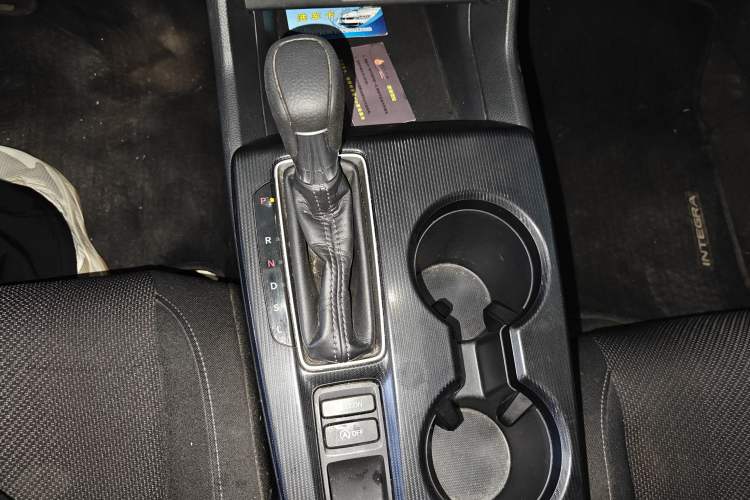 Used Honda Integra 2023 240TURBO CVT Leading Edition Gear Lever