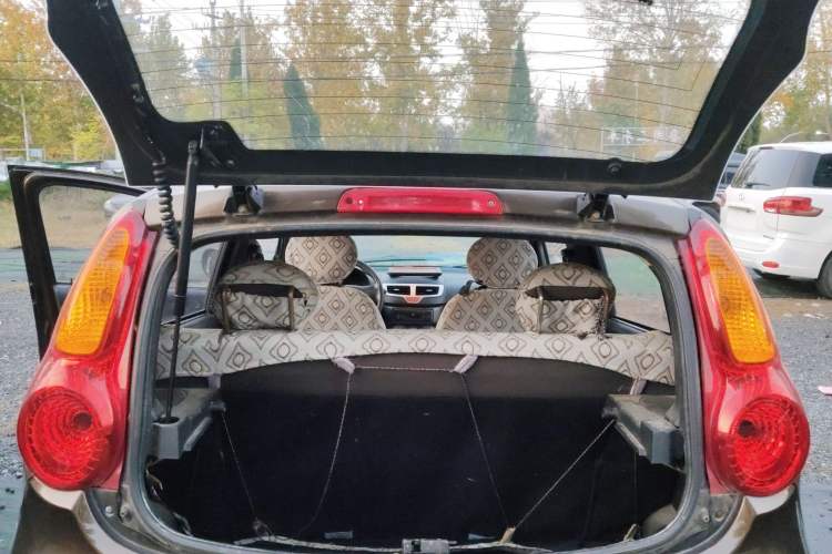 Used Chery QQ 2013 1.0L Manual Happy Edition