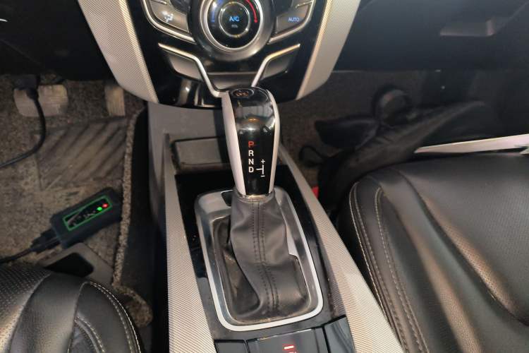 Used Luxgen U6 SUV 2017 1.8T Tech Value Model
