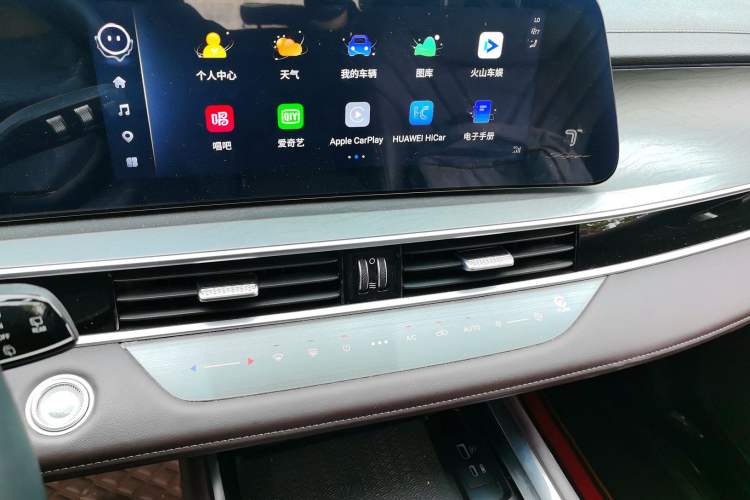 Used Chery Tiggo 8 PRO 2022 290T Two-Wheel Drive Haohan Edition 5 Seats Audio And AC Panel