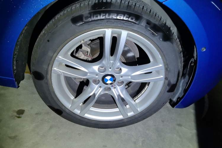 Used BMW 3 Series GT 2019 320i Sport Edition Exterior 1