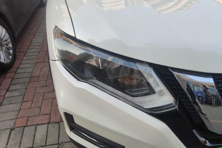 Used Nissan X-Trail 2017 2.5L CVT Leading Edition 4WD