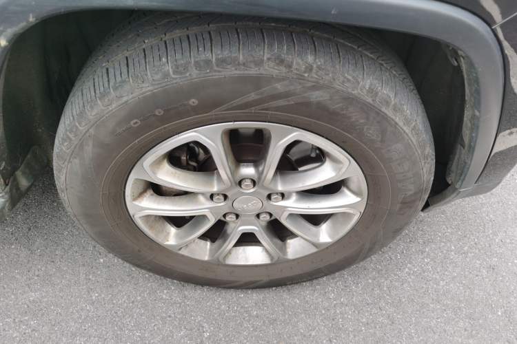 Used Jeep Grand Cherokee 2014 3.0TD Diesel Comfort Navigation Version
