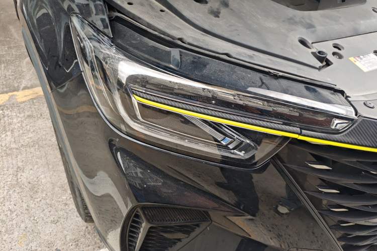 Used Roewe RX5 2021 PLUS 330TGI Automatic National Trend Intelligent Deluxe Edition Right Front Headlight