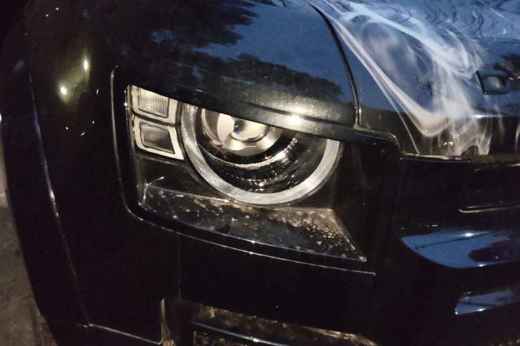 Used Land Rover Defender 2023 Facelift 110 3.0T P400 X-DYNAMIC HSE Right Front Headlight