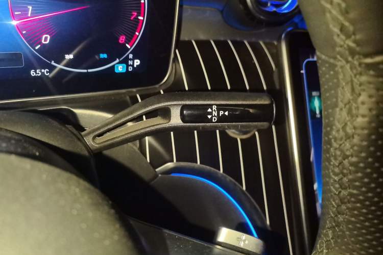 Used Mercedes-Benz C-Class 2023 Second Facelift C 260 L Gear Lever