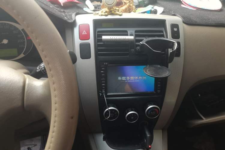 Used Hyundai Tucson 2013 2.0L Manual Two-Wheel Drive Fashion Edition
