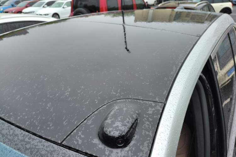 Used ONVO Luxeed L90 2025 Model—Ultra Six-Seater Version Roof