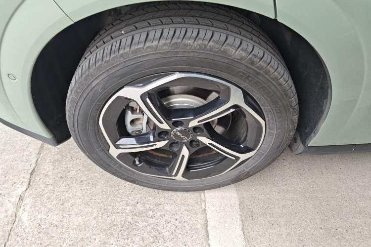 Used BYD Seal 06GT 2025 Intelligent Driving Version 605 Heatwave Edition Exterior 5