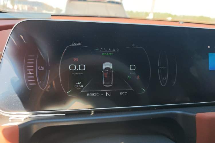 Used ORA Good Cat 2022 400km Standard Range Premium Version Lithium-Ion Battery
