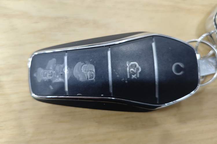 Used BYD Tang New Energy 2025 Intelligent Driving Version DM-i 115KM Flagship Edition Vehicle Key