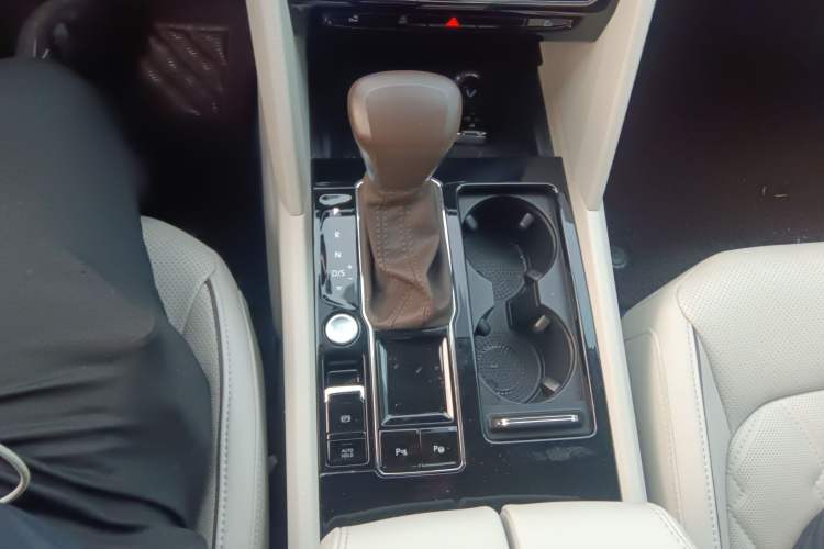 Used Volkswagen Viloran 2020 380TSI Prestige Edition
