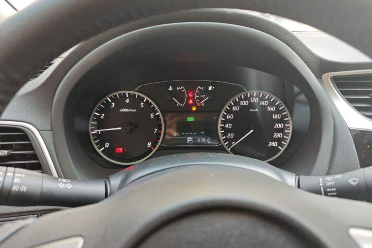 Used Nissan Sylphy 2019 1.6XV CVT Smart Connect Luxury Edition China VI Standard