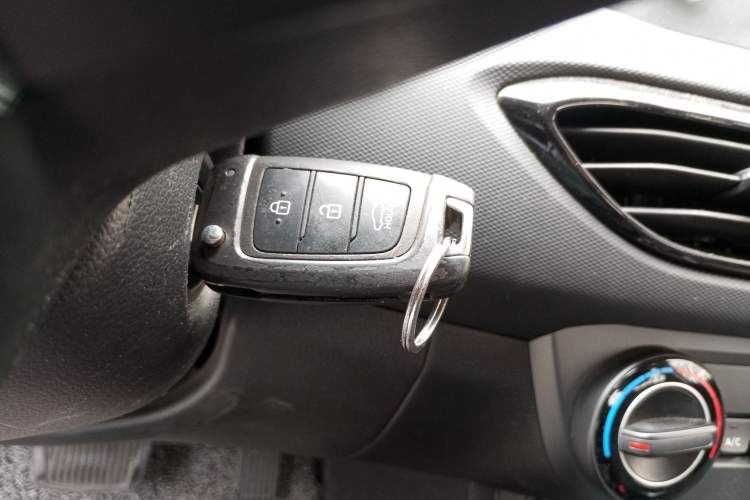 Used Hyundai Celesta 2020 1.6L Automatic GL Enjoyable Edition