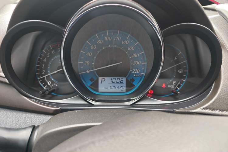 Used Toyota YARiS L Zhi Xuan 2015 1.5E Automatic Charm Edition Instrument Cluster