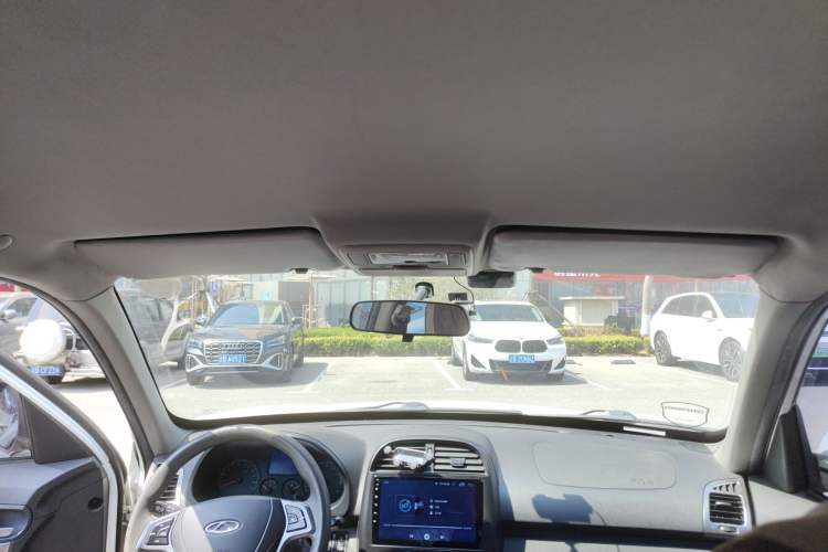 Used Chery Tiggo 3 2014 Magic Edition 1.6L Manual Fashion Version Headliner